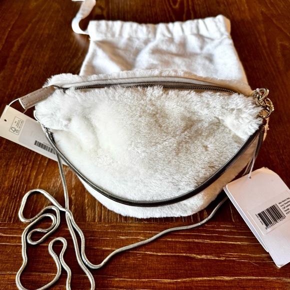 NWT ivory Studio Amelia Mini Momo shearling shoulder bag - Picture 2 of 13